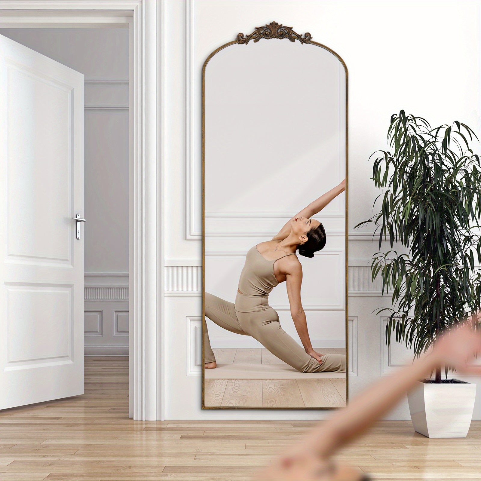 Vintage Arched Filigree Floor Mirror, Full Body Mirror with Ornate Carved Appliquem, Bathroom Mirror Wall Mountable for Bathroom, Living Room, Entrance Dressing Room, Bedroom, Hallway